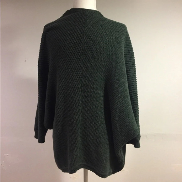 Atmosphere Sweater - Picture 2 of 6